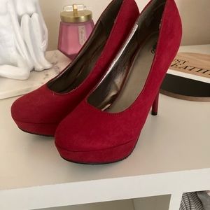 👠Mossimo 5.5" Red Heel